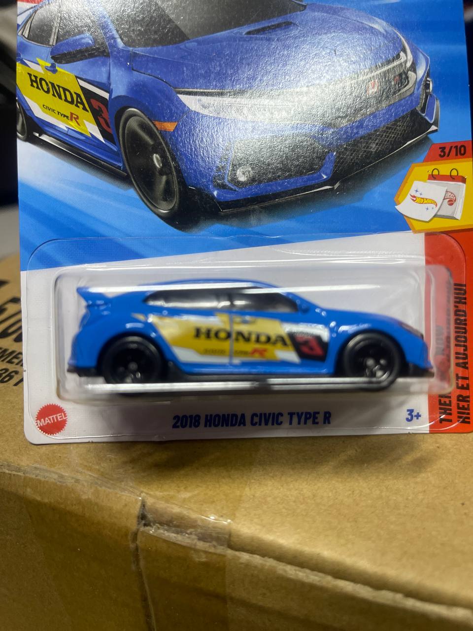 Hot Wheels Honda Civic Type R 2018 – Blue Race Edition Die-Cast Model Car