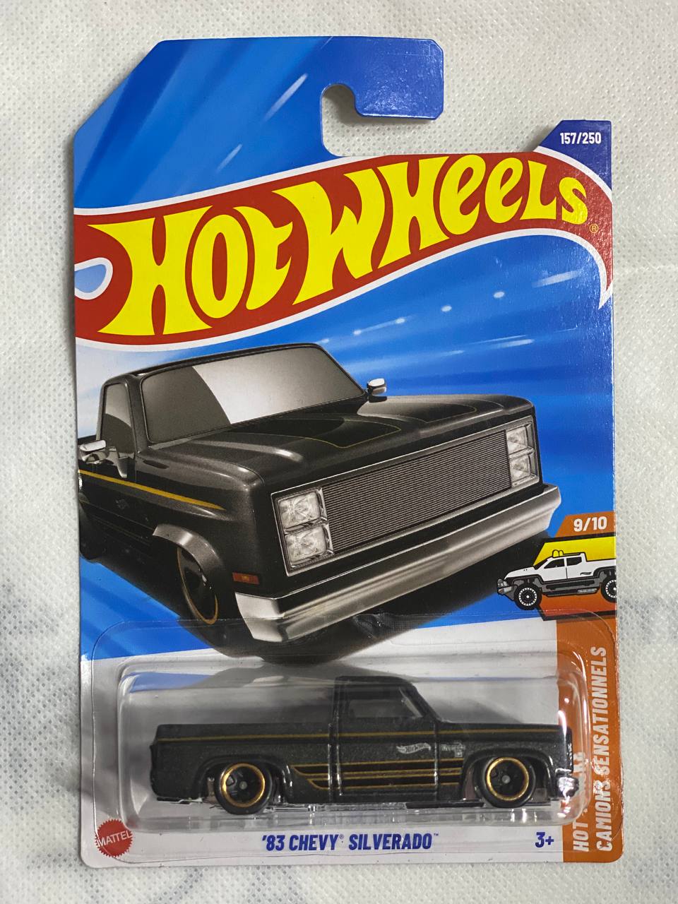 Hot Wheels ’83 Chevy Silverado – Black/Gold 157/250 Mainline 2022 (9/10 Trucks)